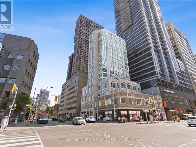 The Rosedale - 602 409 Bloor Street East - photo 1