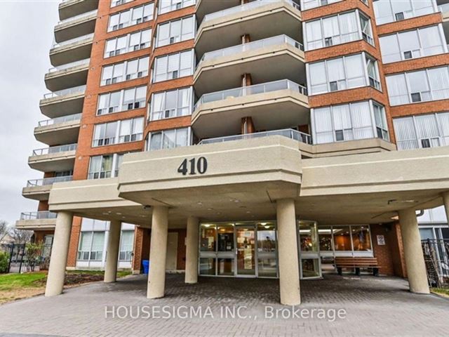 Mayfair On The Green 2 - 403 410 Mclevin Avenue - photo 1