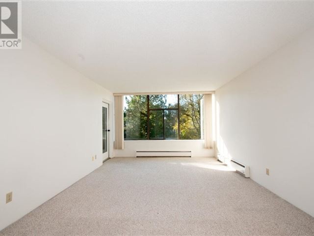 Arbutus Village I & II - 304 2101 Mcmullen Avenue - photo 3