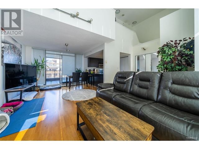 Tandem - 14 4182 Dawson Street - photo 1