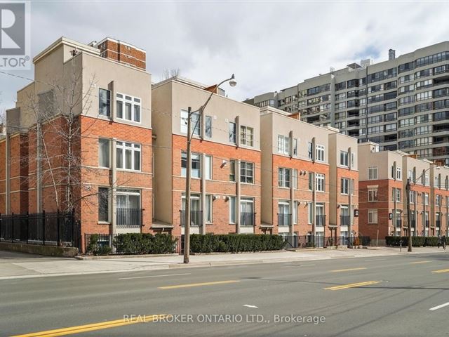 The Central - 108 415 Jarvis Street - photo 2