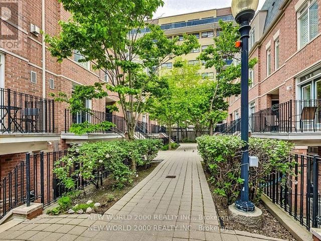 The Central - 151 415 Jarvis Street - photo 2