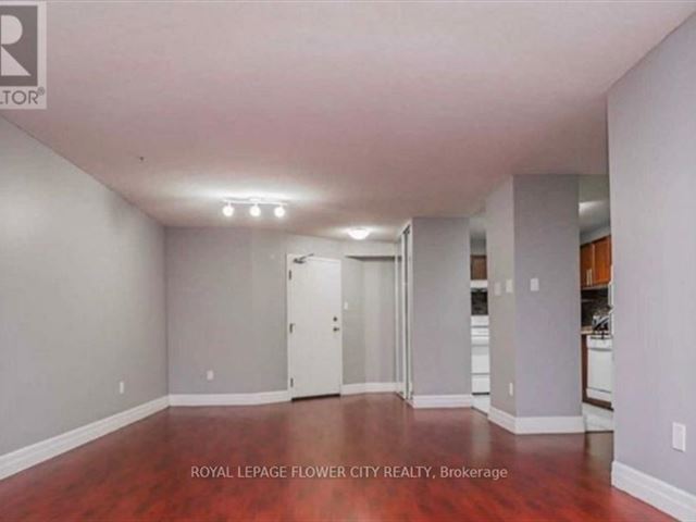 Chelsea Towers - 1018 4205 Shipp Drive - photo 2