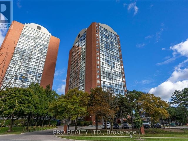 Chelsea Towers - 1815 4205 Shipp Drive - photo 2