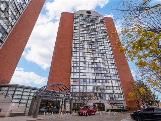 Chelsea Towers - 1616 4205 Shipp Drive - photo 1