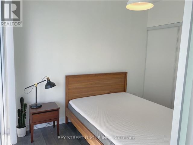 Casa 2 - 1210 42 Charles Street East - photo 2