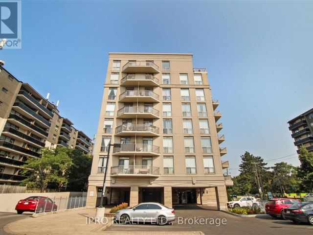 Park Place - 203 4200 Bathurst Street - photo 3