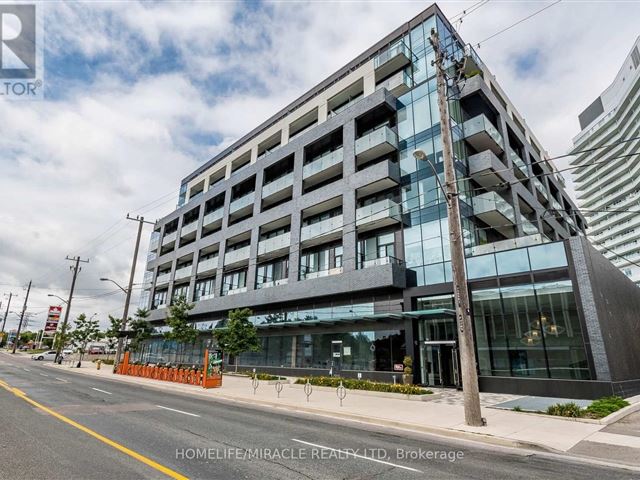 Kingsway By The River - 815 4208 Dundas Street West - photo 1