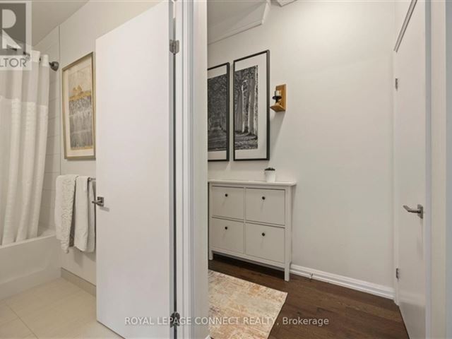 Kingsway By The River - 17 4208 Dundas Street West - photo 2