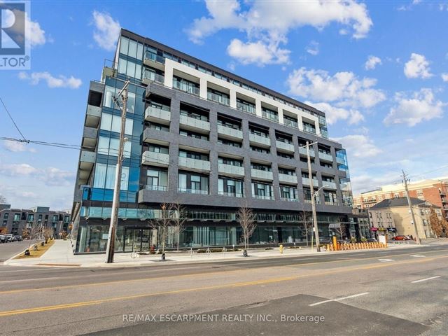 Kingsway By The River - 811 4208 Dundas Street West - photo 1