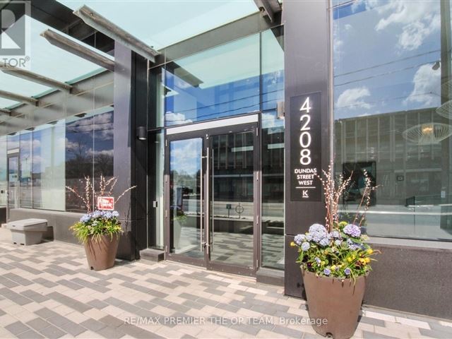Kingsway By The River - 414 4208 Dundas Street West - photo 3