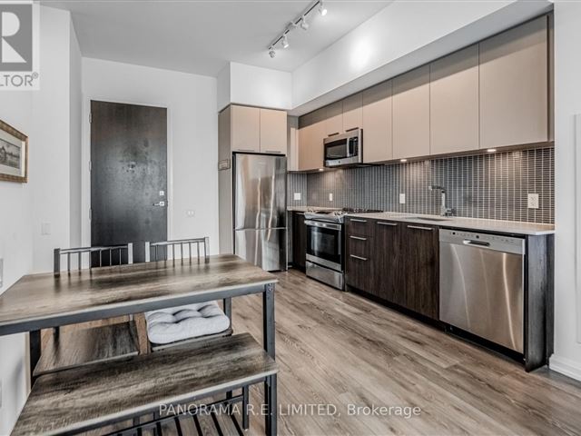 Kingsway By The River - 802 4208 Dundas Street West - photo 3