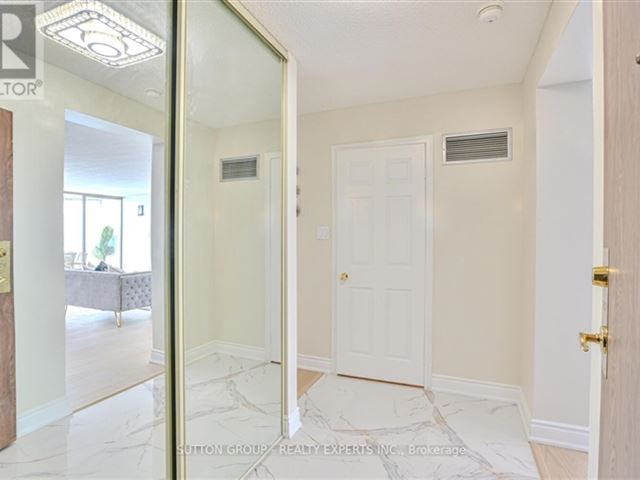 The Sherwood - 907 4235 Sherwoodtowne Boulevard - photo 3