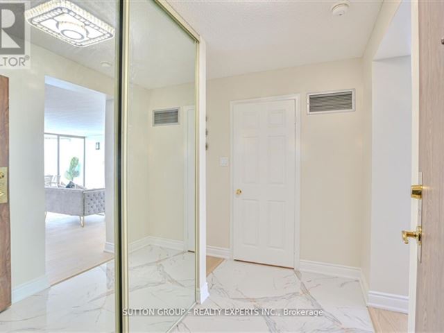 The Sherwood - 907 4235 Sherwoodtowne Boulevard - photo 3