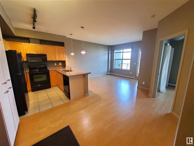 4245 139 AVE NW - 1311 4245 139 Avenue Northwest - photo 1