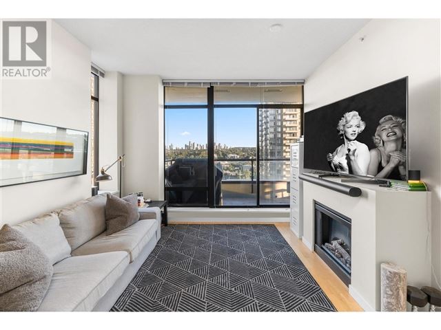 Oma 2 - 1805 4250 Dawson Street - photo 1