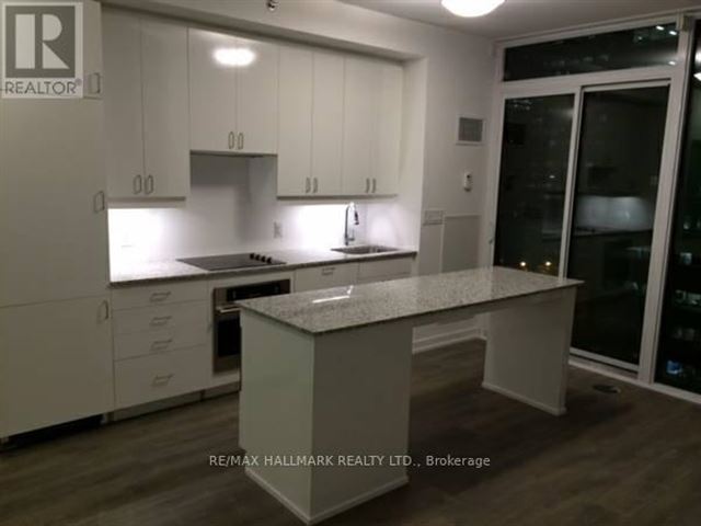 Residences at RCMI - 1509 426 University Avenue - photo 2