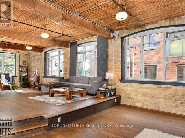 Stonecutter Lofts - 102 43 Britain Street - photo 2