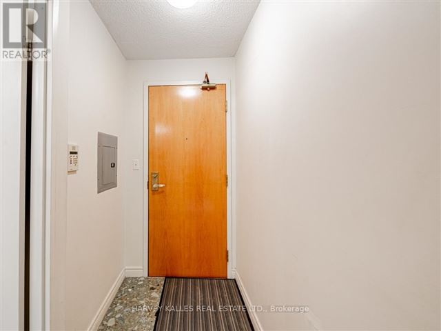 43 Eglinton Avenue East Condos - 1101 43 Eglinton Avenue East - photo 2