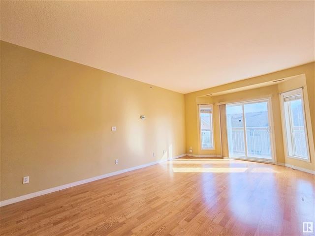 4304 139 AVE NW - 410 4304 139 Avenue Northwest - photo 3