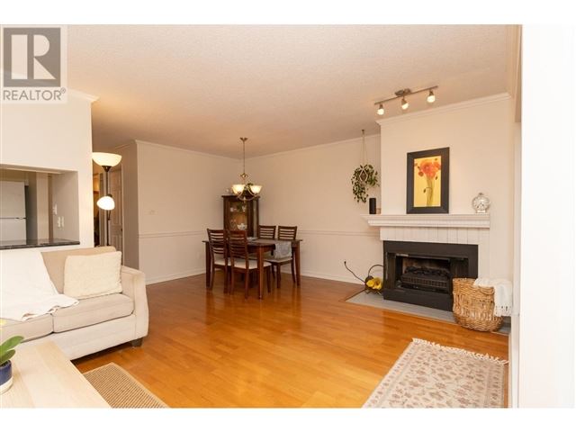 The Coveside - 314 4323 Gallant Avenue - photo 3