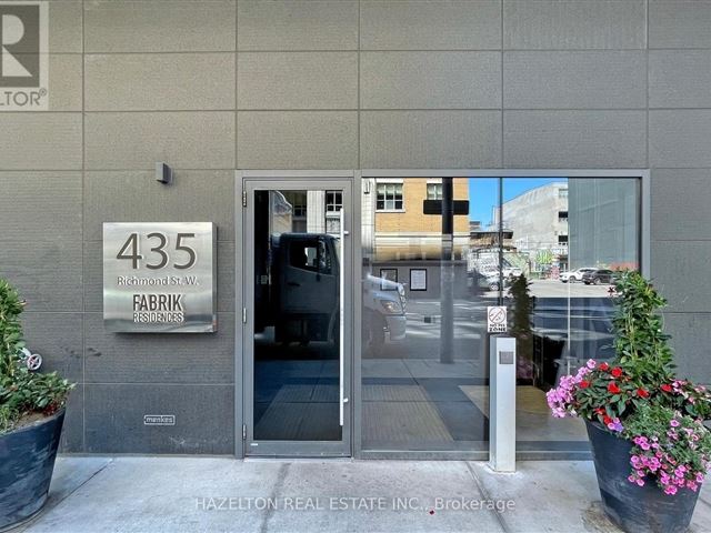 Fabrik Condos - 1504 435 Richmond Street West - photo 2