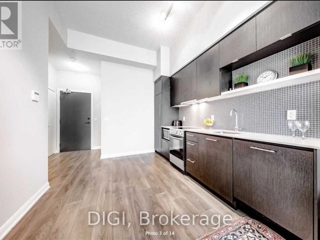 Fabrik Condos - 1205 435 Richmond Street West - photo 3