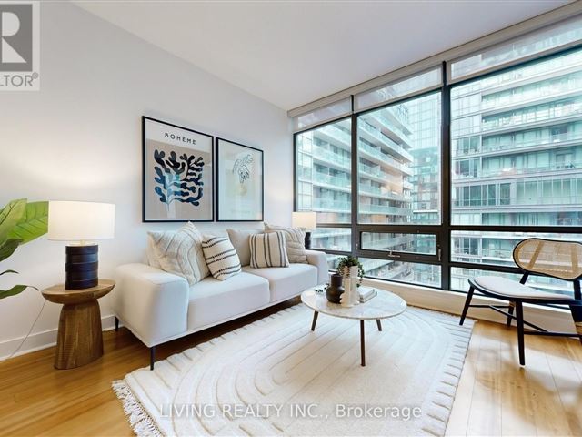 The Hudson - 703 438 King Street West - photo 2