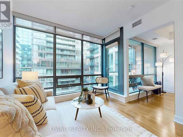 The Hudson - 703 438 King Street West - photo 3