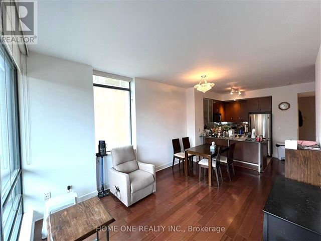 The Hudson - 505 438 King Street West - photo 3