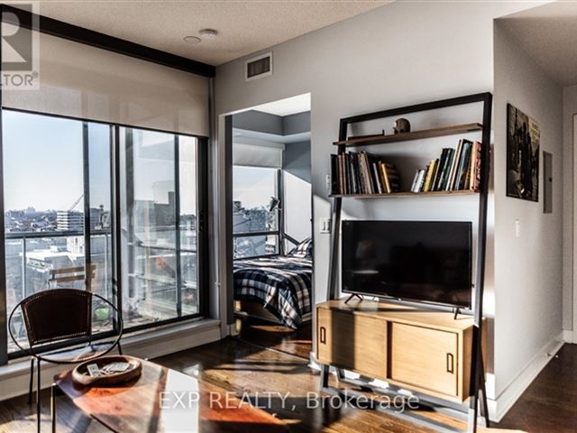 The Hudson - 1706 438 King Street West - photo 1