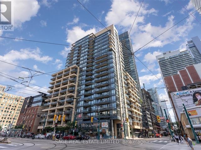 The Hudson - 309 438 King Street West - photo 1