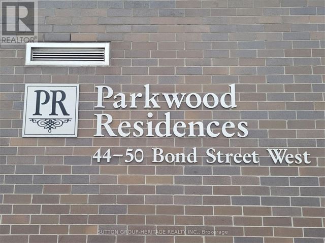 Parkwood Residences - 402 44 Bond Street West - photo 2