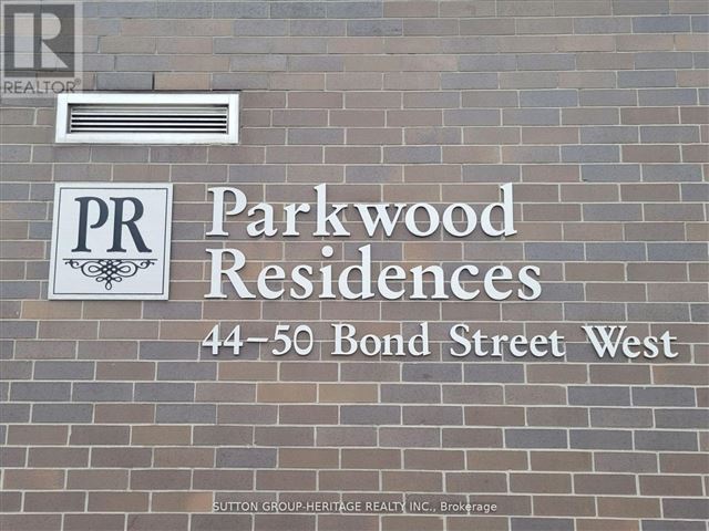 Parkwood Residences - 402 44 Bond Street West - photo 2