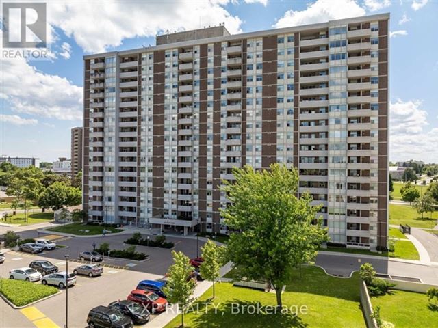 44 Falby Court Condos - 1410 44 Falby Court - photo 2