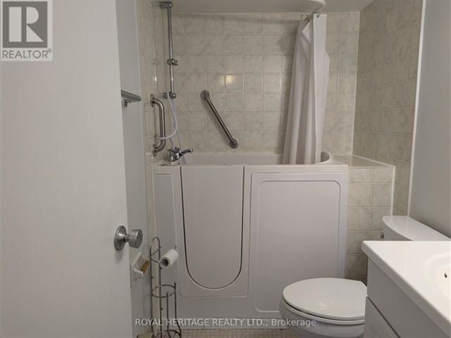 44 Falby Court Condos - 401 44 Falby Court - photo 3