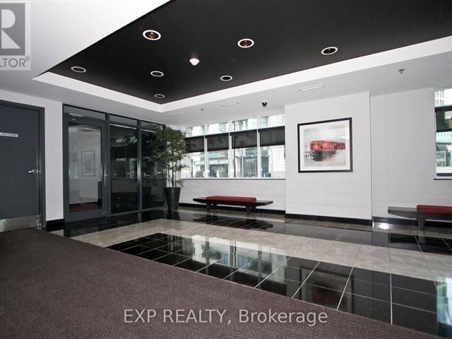 The Pinnacle - 2303 445 Laurier Avenue West - photo 3