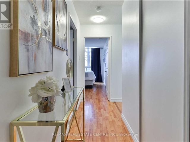 Kingsbridge Grand 3 - 103 4450 Tucana Court - photo 2