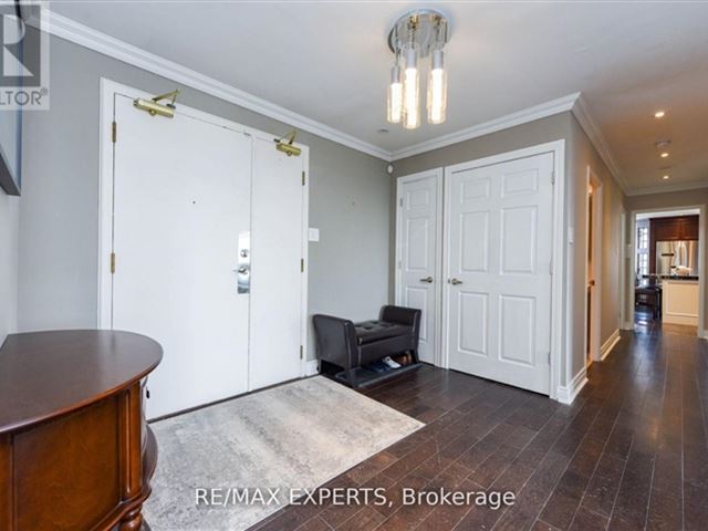 Kingsbridge Grand 2 - ph02 4460 Tucana Court - photo 1