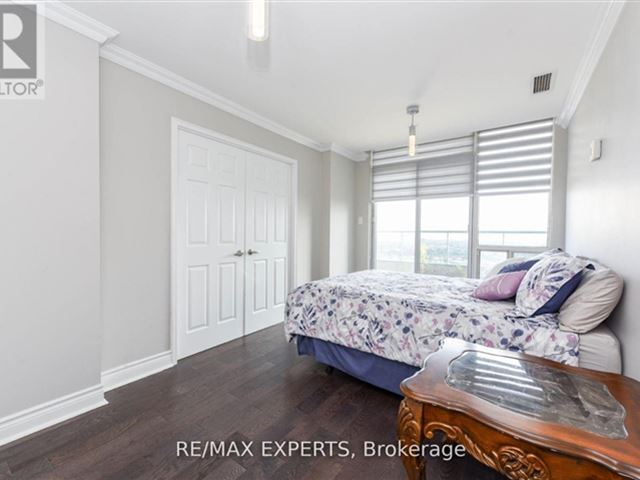 Kingsbridge Grand 2 - ph02 4460 Tucana Court - photo 3