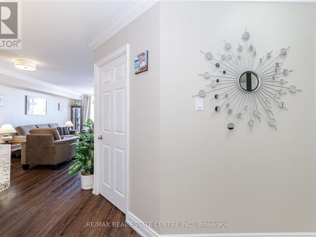 Kingsbridge Grand 2 - 2111 4460 Tucana Court - photo 3