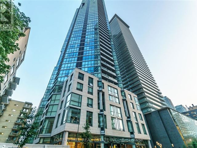 Chaz Yorkville - 1106 45 Charles Street East - photo 1