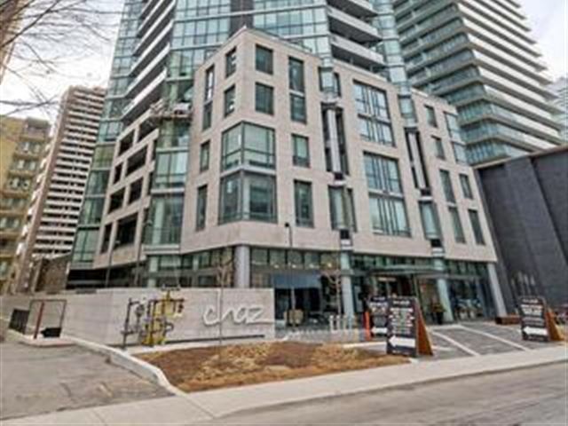 Chaz Yorkville - 5106 45 Charles Street East - photo 2