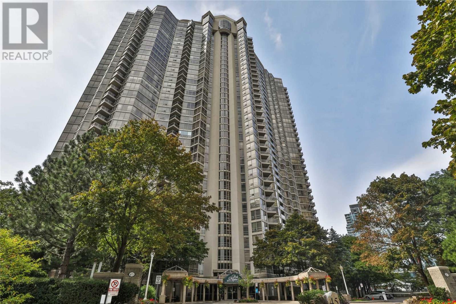 45 Kingsbridge Garden Circle, Unit 402, Mississauga — For sale ...