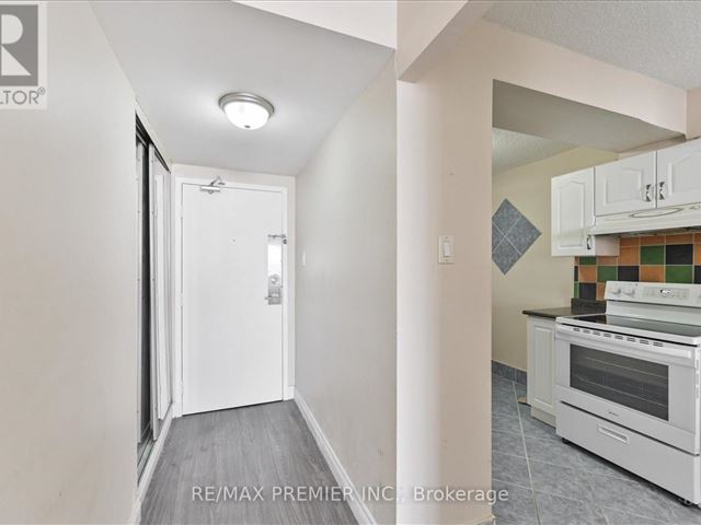 45 Sunrise Avenue Condos - 511 45 Sunrise Avenue - photo 3