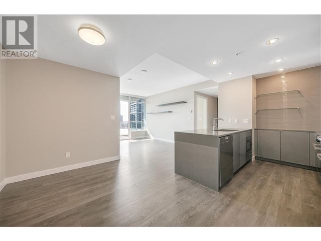 Sovereign - 2110 4508 Hazel Street - photo 2