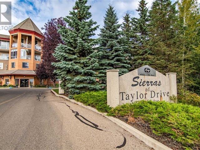 Sierra's on Taylor - 325 4512 52 Avenue - photo 1