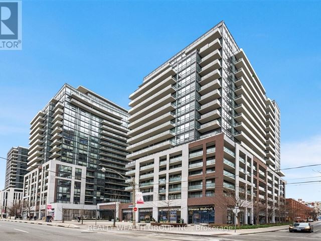 Axiom Condos - ph222 460 Adelaide Street East - photo 1