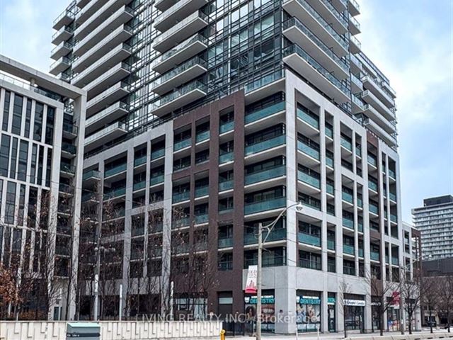 Axiom Condos - 915 460 Adelaide Street East - photo 1