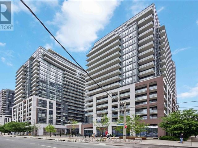 Axiom Condos - 1715 460 Adelaide Street East - photo 3